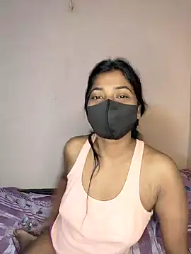 Snapshot of renu_143 chatting on October 9, 7:12 am renu 143 online show from October 9, 7:12 am