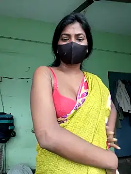 Snapshot of renu_143 chatting on September 18, 6:12 am renu 143 online show from September 18, 6:12 am