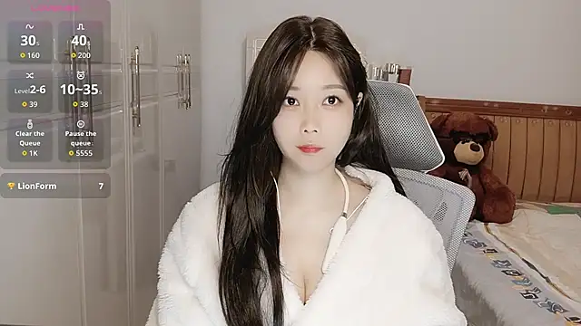 Xiaotantan-99 online show from October 24, 7:43 pm