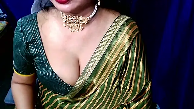 QUEEN SAKHI- online show from March 14, 7:04 pm