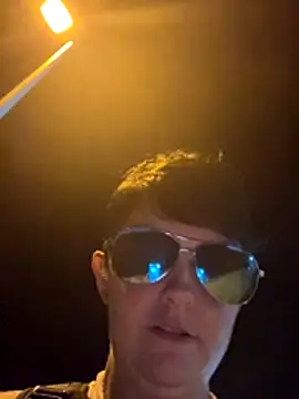 backdoorgalore4you online show from December 13, 8:26 pm