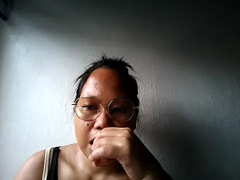 SpankyMyAss69 online show from February 22, 3:18 am