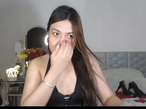 stellahugeX online show from December 3, 5:26 pm