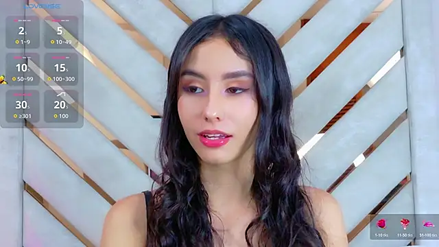 Sarah-Grace online show from January 14, 1:21 am