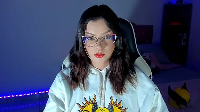 OphelianaRose33 online show from April 14, 10:43 pm