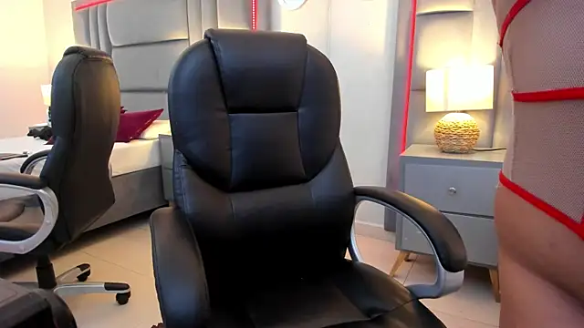 GabyMoreau online show from February 17, 8:08 pm