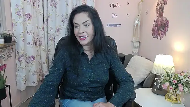 MyLovOne online show from November 7, 2:00 pm