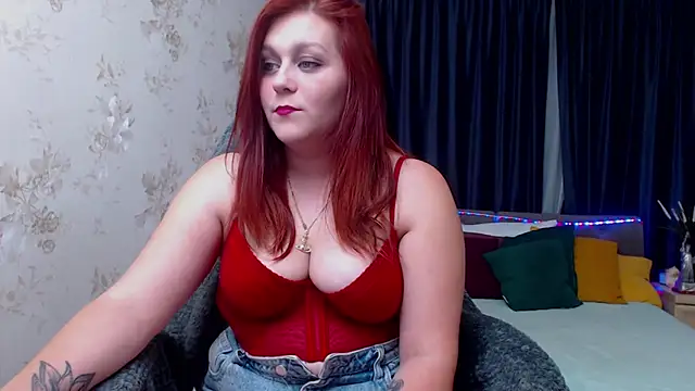 Alisawoods  online show from September 19, 6:29 pm