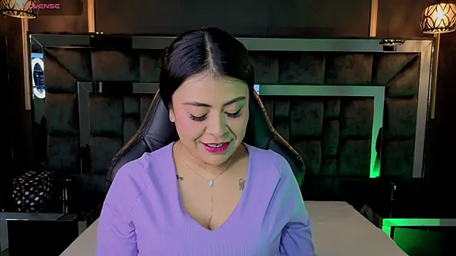 Aniajoness  online show from November 26, 3:51 am