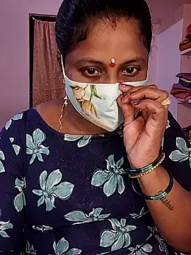 Snapshot of telugu_Geetha30 chatting on September 18, 6:12 am telugu Geetha30 online show from September 18, 6:12 am