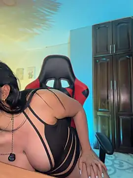 carol cruz133 online show from April 11, 11:19 pm