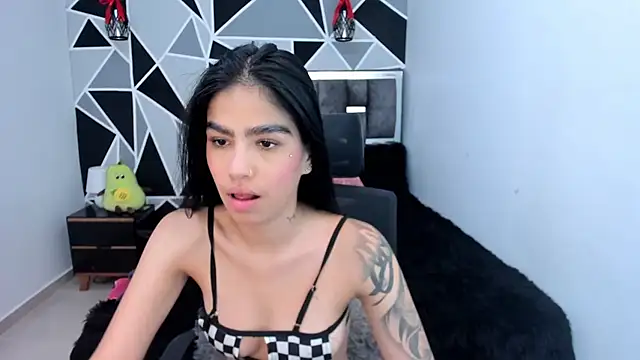 valeria-duarte online show from April 14, 7:25 pm