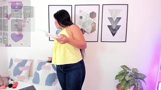 yunna7 online show from October 18, 11:35 am