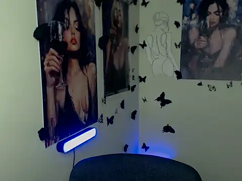 LadyAlice  online show from December 2, 6:59 am