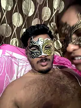 VVcouple online show from October 24, 6:15 pm