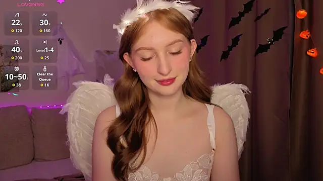 Betty Twinkle online show from October 30, 9:49 pm