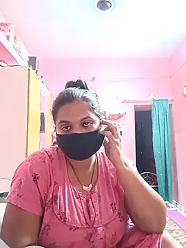 biggbobbsgirl online show from October 11, 7:38 pm