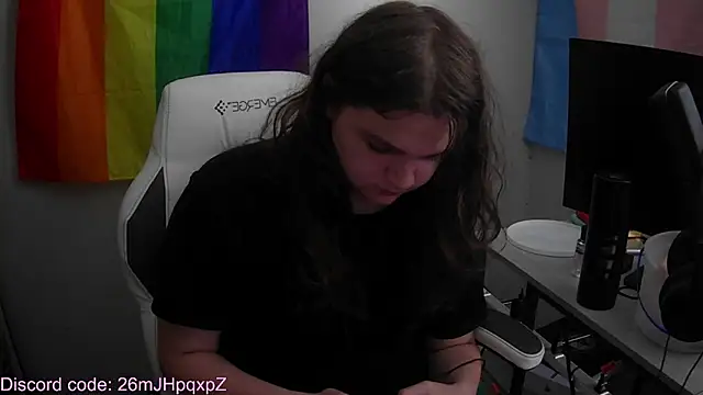 Elli-Ixby online show from September 18, 4:38 pm