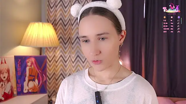 MaudAle online show from October 4, 1:22 am