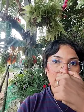 Lily-o online show from November 21, 10:23 pm