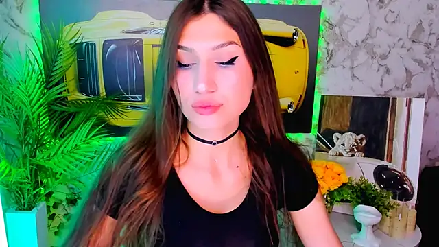 Mollyinyourmind online show from November 10, 11:05 am