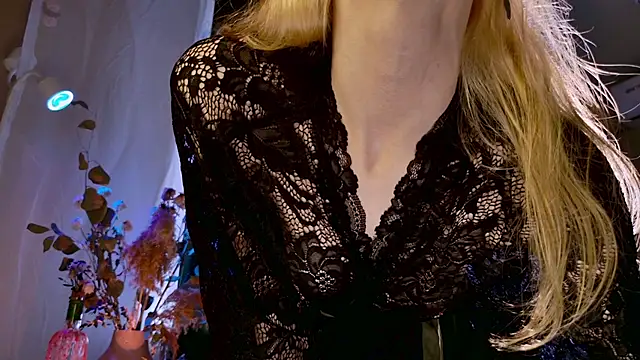 WendyGilber online show from June 3, 2:07 pm
