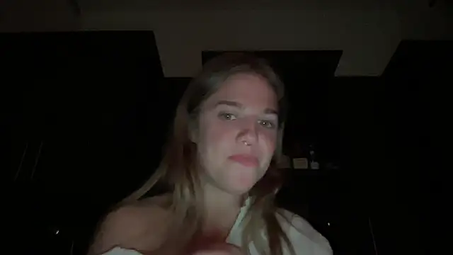 sweetceeme online show from March 14, 4:02 am