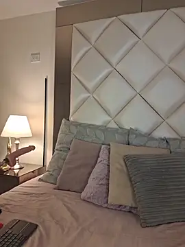 Abby Garciaa online show from November 17, 8:31 pm