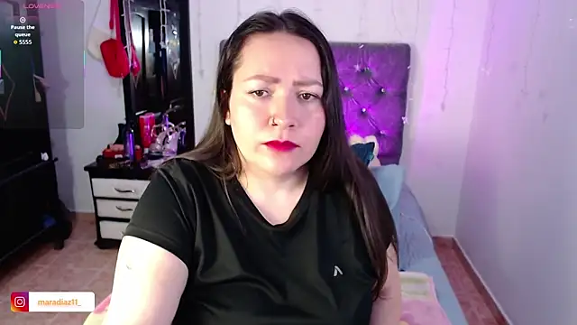 MaraDiaz11 online show from February 9, 9:50 pm