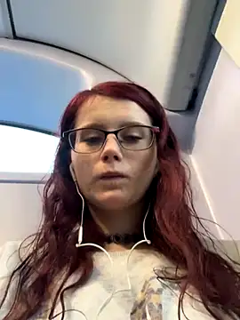 raen001 online show from December 16, 9:04 am