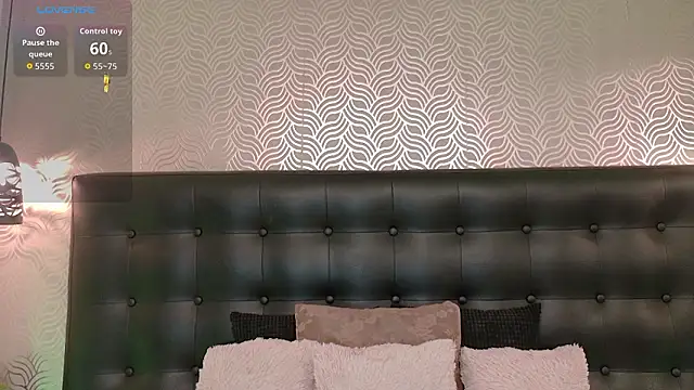 Sharonevanss  online show from March 12, 8:22 pm