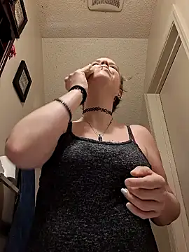 TWiSTYTheTwizted online show from March 23, 2:12 pm