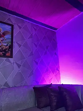 Alisse taylor2 online show from November 7, 4:01 pm