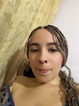 karla-thomsom10 online show from April 15, 7:14 pm