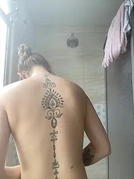 karla-thomsom10 online show from January 13, 5:17 pm