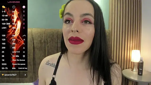 IsisNoir online show from April 13, 7:47 pm