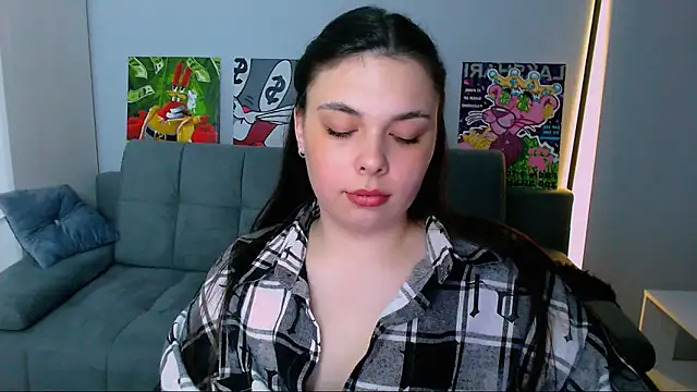 queenofthesense  online show from April 2, 1:41 pm