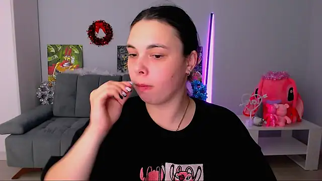 queenofthesense  online show from November 24, 1:13 pm