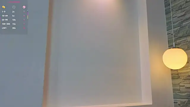 leilapons online show from March 29, 5:12 pm