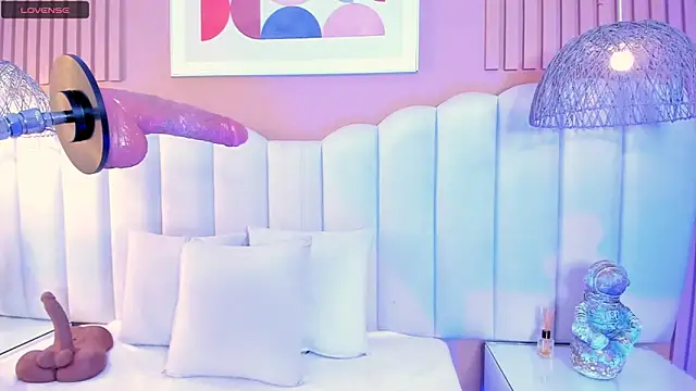 noa moon online show from January 9, 2:38 am