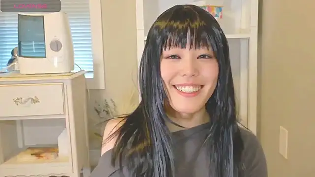 Nana with online show from October 22, 12:48 am