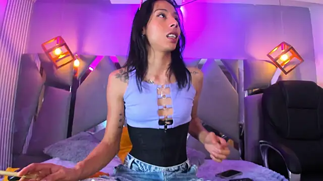 Pearl ts online show from September 14, 8:18 pm