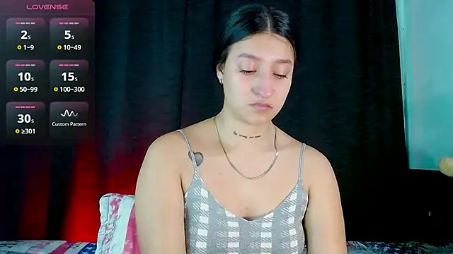 EVAH LEE  online show from January 9, 2:27 am