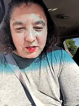 lil-gemini-hippy online show from April 27, 9:12 pm