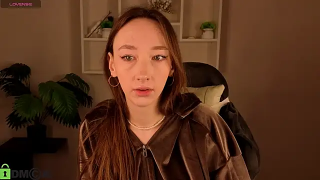 Miche1le Allenne online show from January 17, 1:02 am