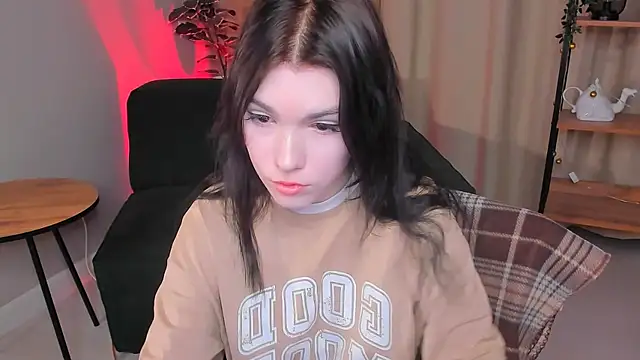 Snapshot of Sophie_SkyAngel chatting on September 15, 9:33 pm Sophie SkyAngel online show from September 15, 9:33 pm