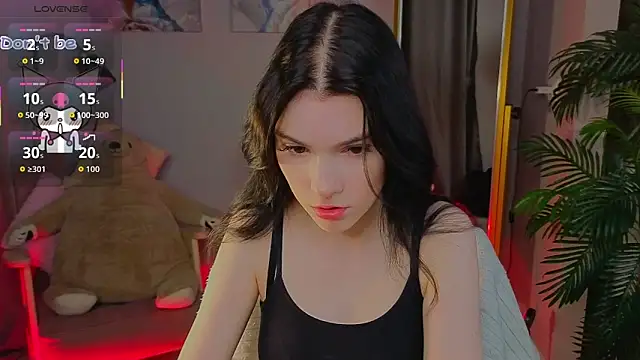 Snapshot of Sophie_SkyAngel chatting on October 13, 1:47 pm Sophie SkyAngel online show from October 13, 1:47 pm
