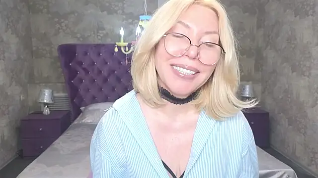 Wendy Waves online show from November 9, 11:17 am