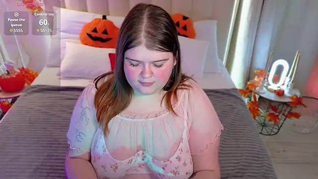 Mia Ray online show from October 29, 5:59 pm