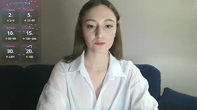 white liillyy online show from February 1, 10:52 pm